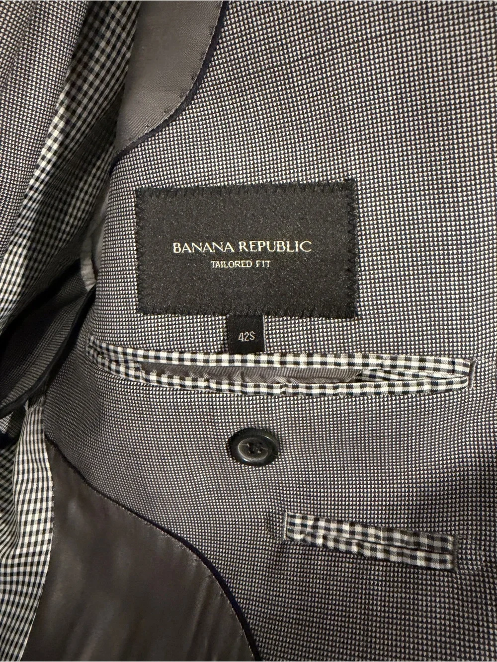 Banana Republic Gray Men's Suit - Modern Single-Breasted Jacket
